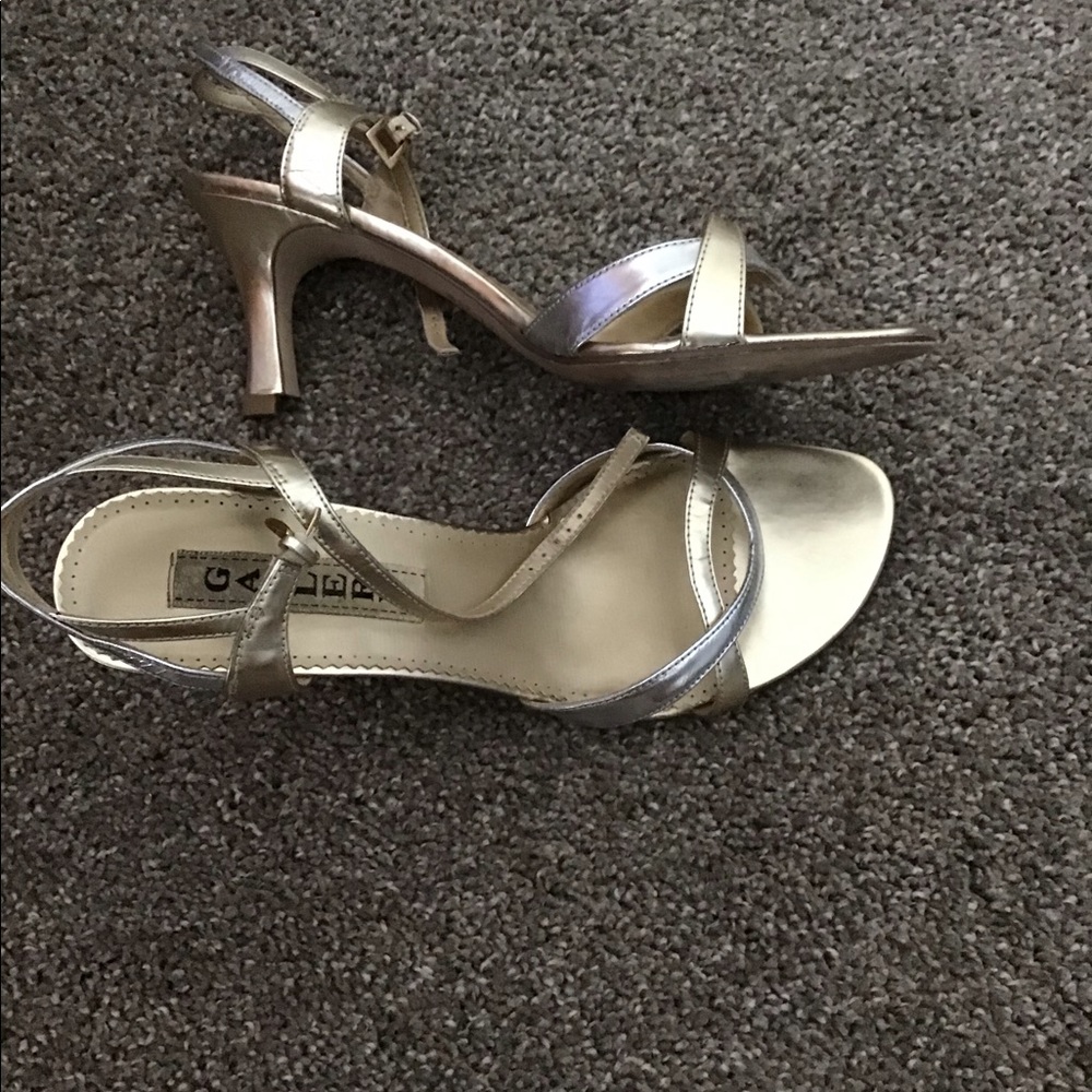 Gold dress shoes